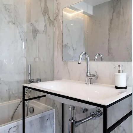 Apartmán Lisbon Beautiful 2 Bedroom Apartment With Views In Rua Augusta Lisbon
