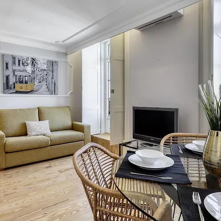 Lisbon Beautiful 2 Bedroom Apartment With Views In Rua Augusta Lisbon Apartmán Lisboa